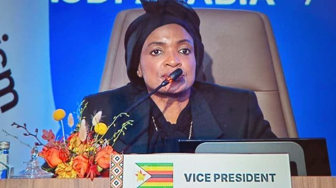 Minister Barbara Rwodzi