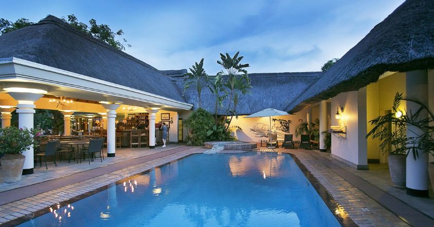 Practical Tips for Booking Hotels in Victoria Falls