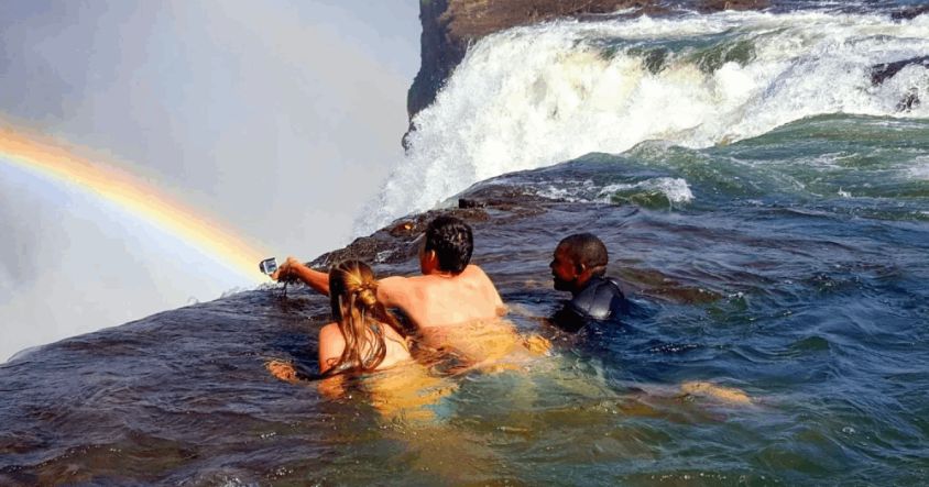 Zimbabwe vs Zambia: Which Side of Victoria Falls Should You Visit? 4 Devil's Pool: The One Thing Zambia Has That Zimbabwe Does Not at the Victoria Falls