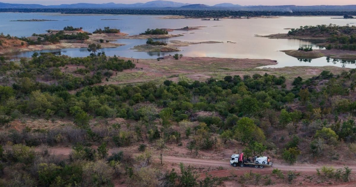 Located on the southern shores of Lake Kariba in northern Zimbabwe, Matusadona National Park is one of the country's most scenic and ecologically important protected areas.