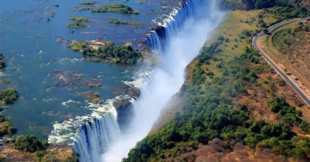 Victoria Falls Rainforest reopens after a brief closure which was prompted by elephants entering the site, ZimParks confirmed.