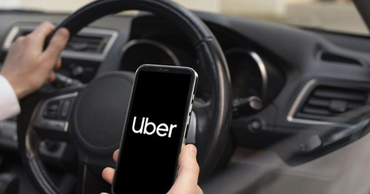 Zimbabwe Travel Hub | Travel Guide, Accommodation, Destinations & Tourism News 1 Is There Uber in Zimbabwe? The 2026 Guide to Ride-Hailing Apps