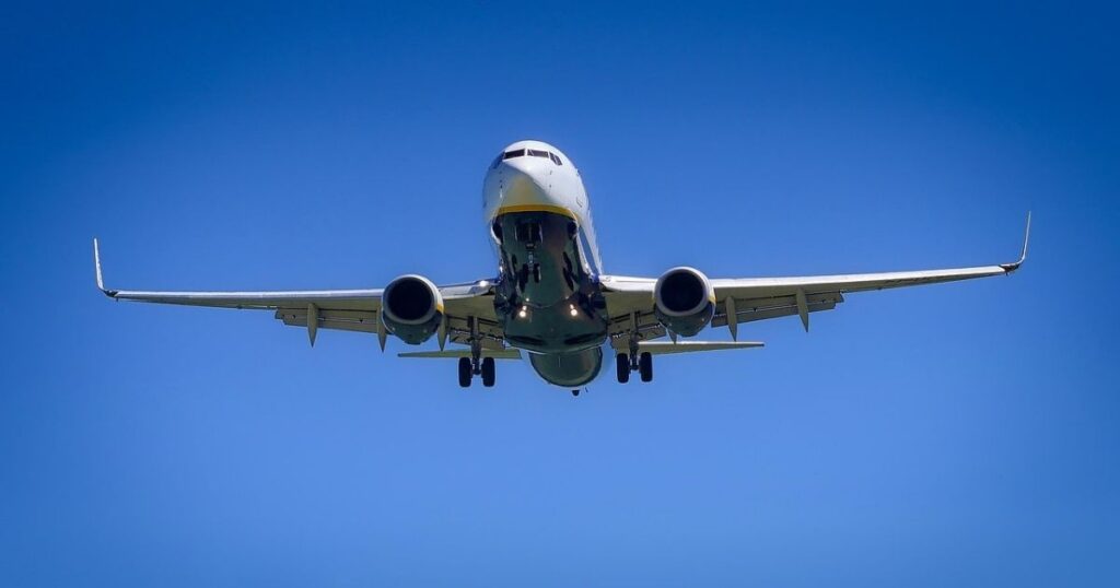 Flights to Zimbabwe in 2026: Routes & Airlines 1 This article is about flights to Zimbabwe in 2026.