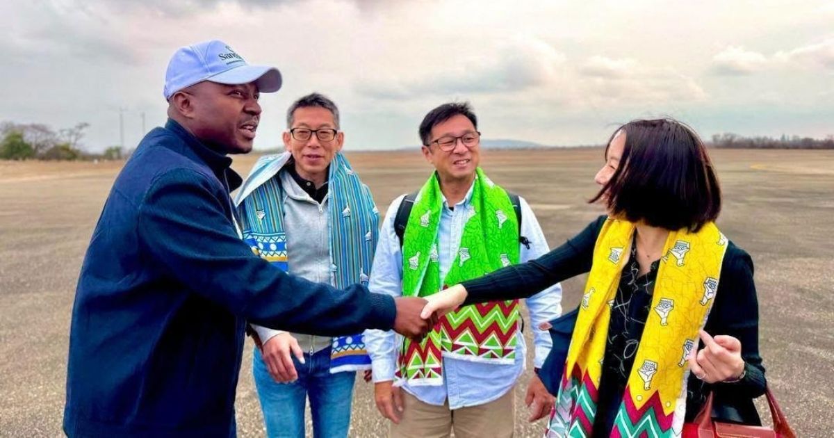 Sanganai/Hlanganani 2026: Japanese Buyers Arrive as Masvingo Hosts Zimbabwe's Top Tourism Expo 2 Japanese buyers welcomed by ZTA CEO at Masvingo Airport