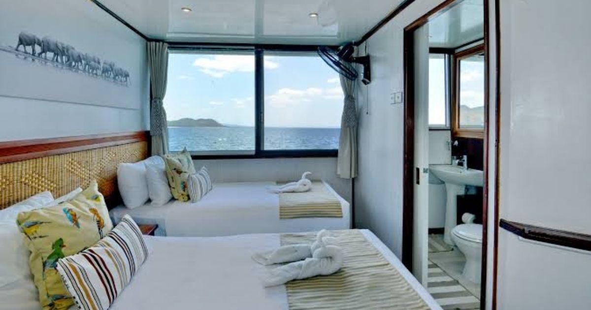 Top 7 Houseboats on Lake Kariba for a Group Getaway 5 Inside one of the bedrooms on the Shikra houseboat